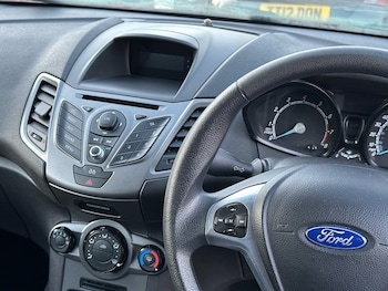 Used Ford Fiesta 2014 for sale - 76969743: Photo