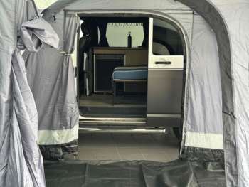 Used Volkswagen Transporter 2006 for sale - 75123139: Photo