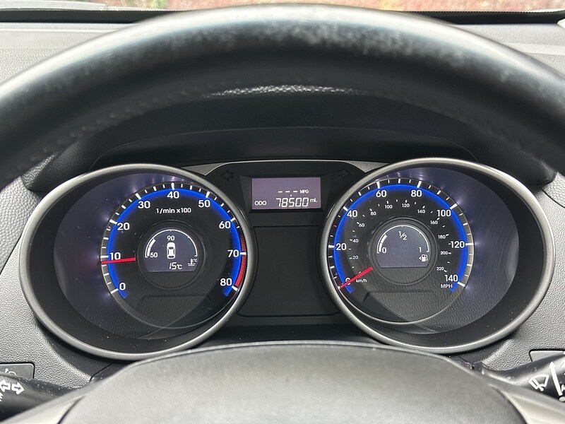 Used Hyundai Ix35 2015 for sale - 76143730: Photo 41