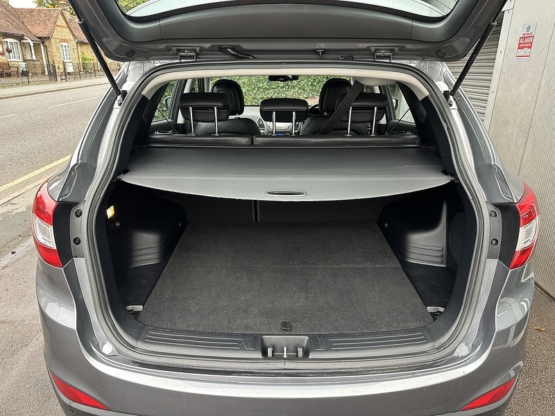 Used Hyundai Ix35 2015 for sale - 76143730: Photo 51