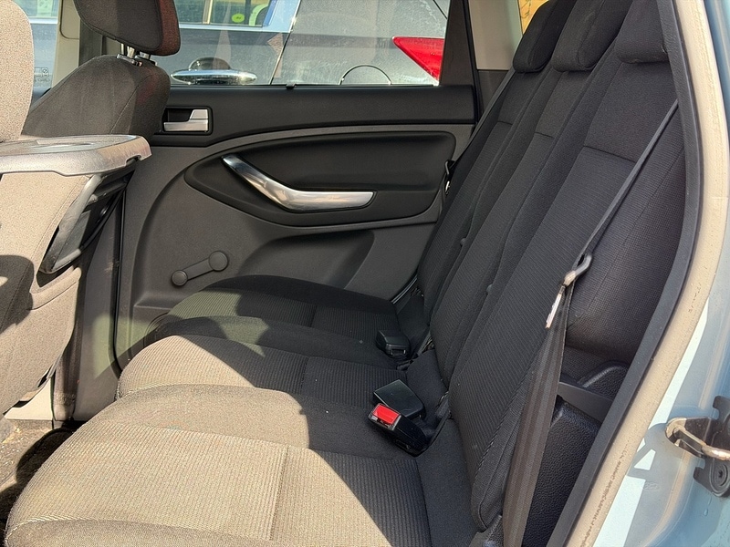 Used Ford C-Max 2010 for sale - 78004006: Photo 5