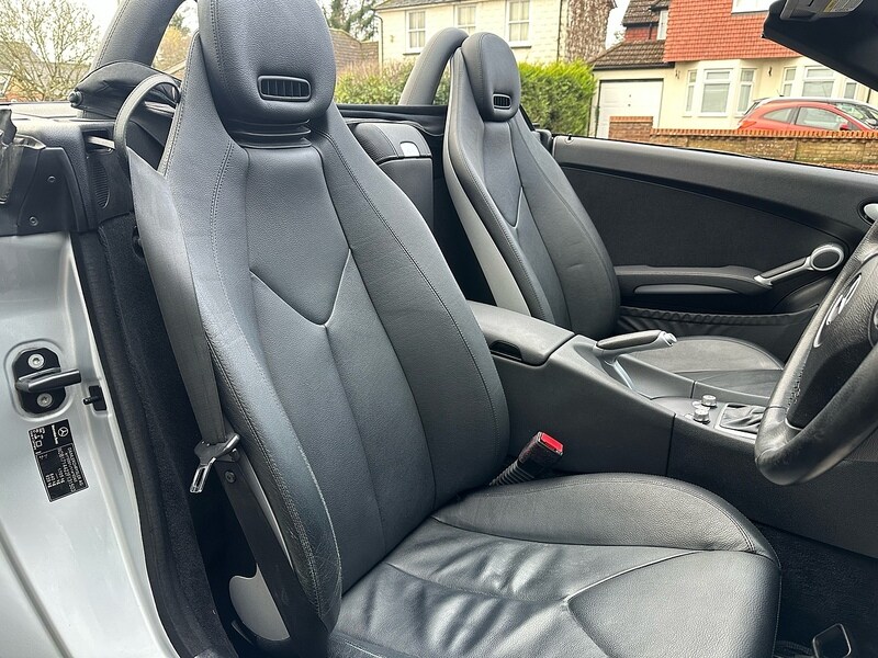 Used Mercedes-Benz SLK 2006 for sale - 76973998: Photo 13