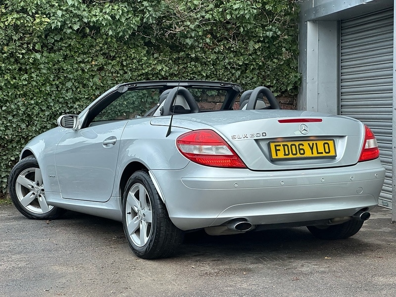 Used Mercedes-Benz SLK 2006 for sale - 76973998: Photo 4