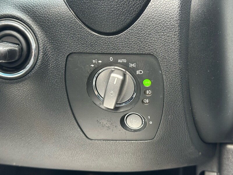 Used Mercedes-Benz SLK 2006 for sale - 76973998: Photo 42