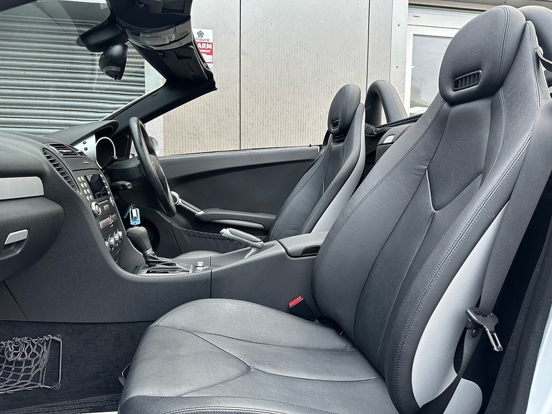 Used Mercedes-Benz SLK 2006 for sale - 76973998: Photo 8