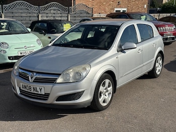 Vauxhall - Astra