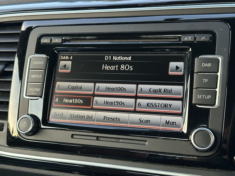 Used Volkswagen Beetle 2013 for sale - 76707344: Photo 24