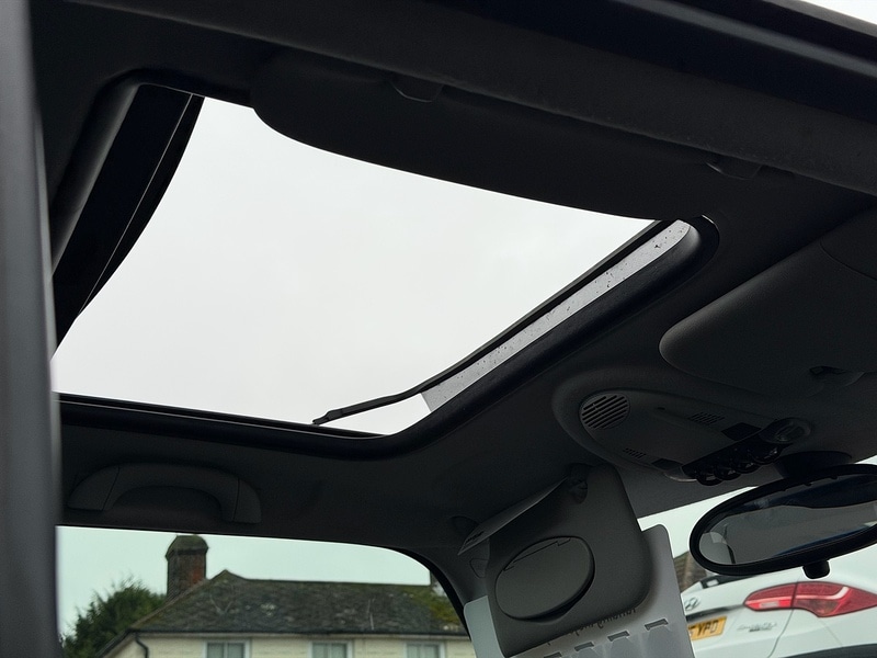 Used MINI Hatch 2009 for sale - 77530260: Photo 13