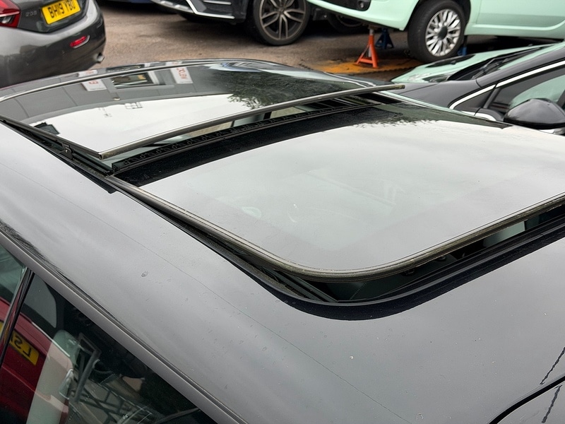 Used MINI Hatch 2009 for sale - 77530260: Photo 7