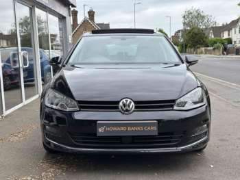 Used Volkswagen Golf 2016 for sale - 74682927: Photo