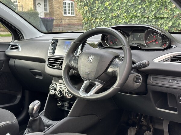Used Peugeot 208 2014 for sale - 76185822: Photo 14