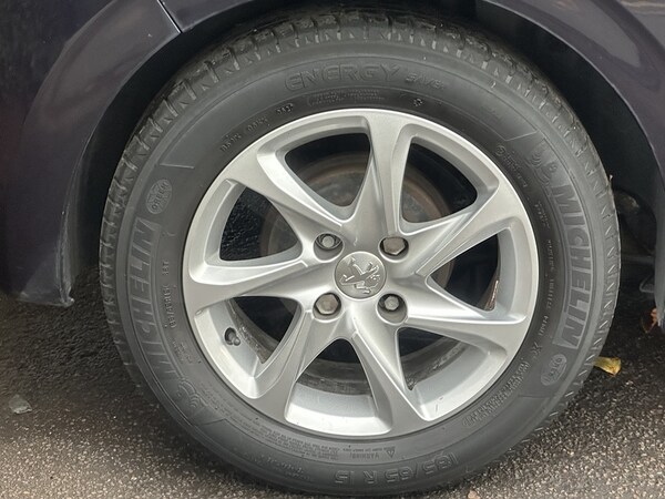 Used Peugeot 208 2014 for sale - 76185822: Photo 19