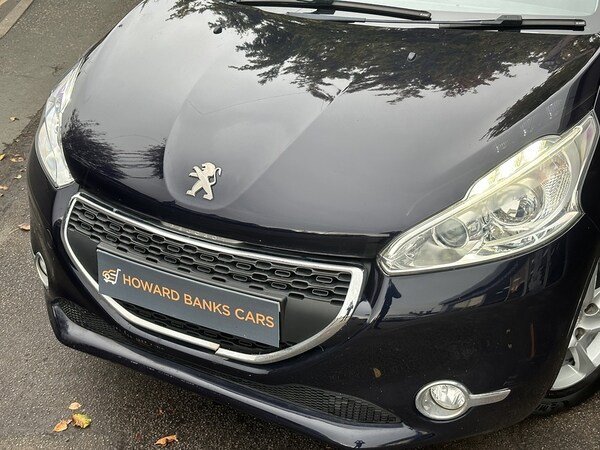 Used Peugeot 208 2014 for sale - 76185822: Photo 22