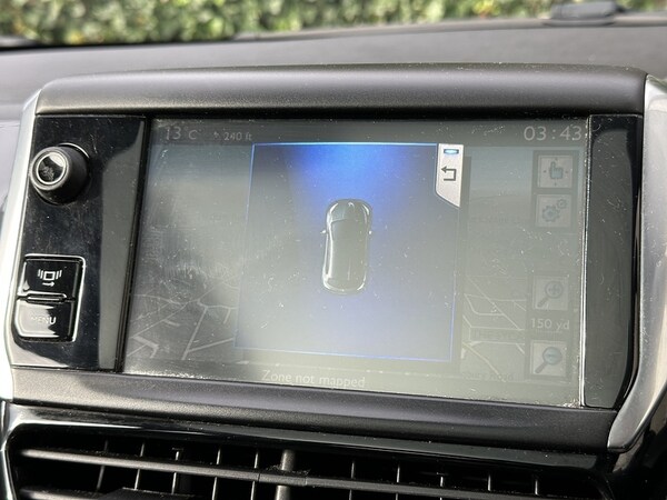 Used Peugeot 208 2014 for sale - 76185822: Photo 29