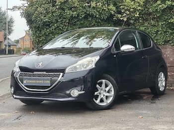 Used Peugeot 208 2014 for sale - 76185822: Photo 3