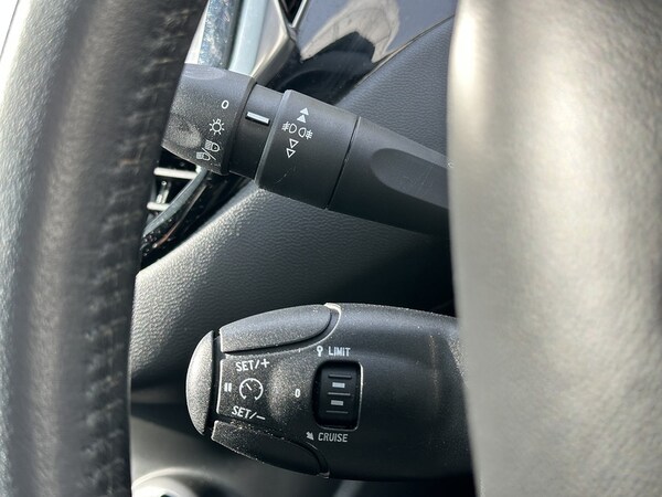 Used Peugeot 208 2014 for sale - 76185822: Photo 41