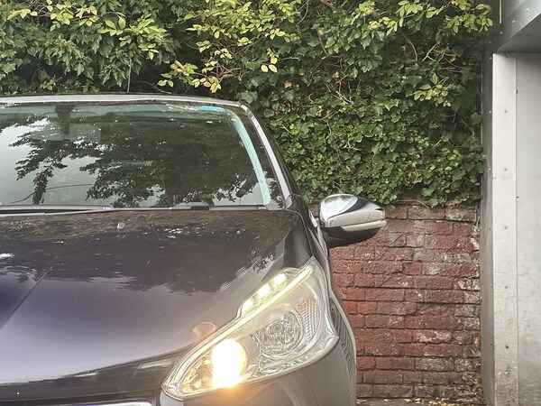 Used Peugeot 208 2014 for sale - 76185822: Photo 44