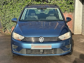 Used Volkswagen Golf SV 2016 for sale - 76784550: Photo