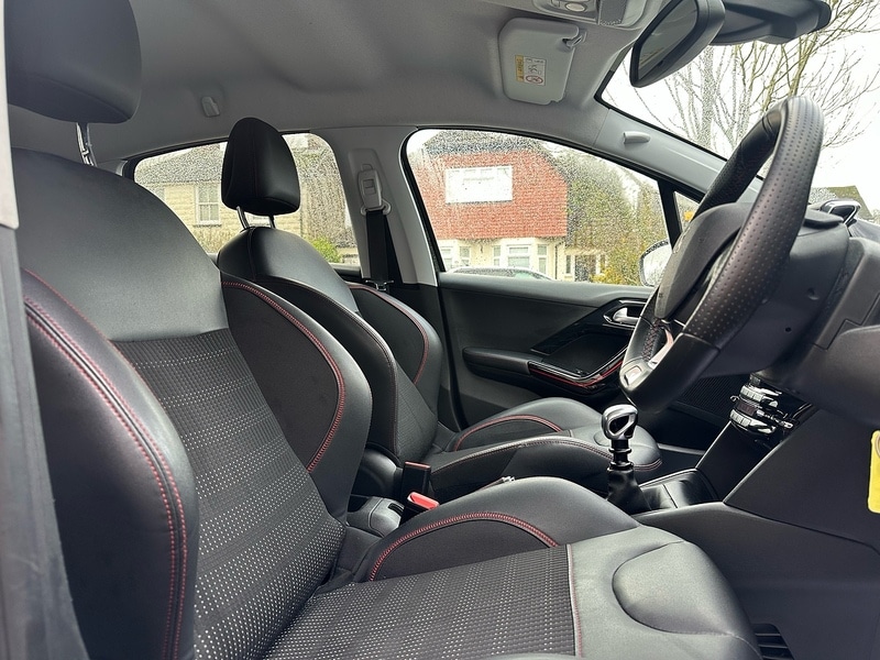 Used Peugeot 208 2019 for sale - 77379245: Photo 15