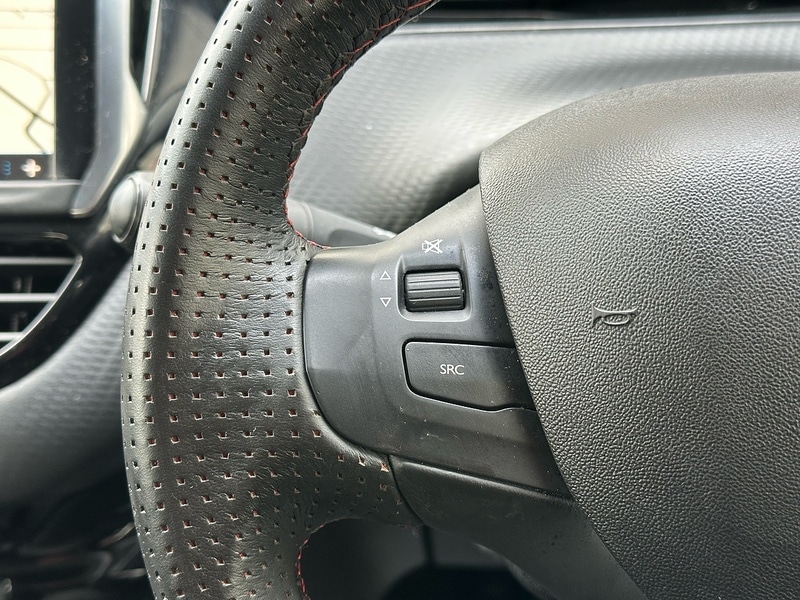 Used Peugeot 208 2019 for sale - 77379245: Photo 42