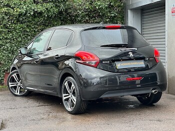 Used Peugeot 208 2019 for sale - 77379245: Photo