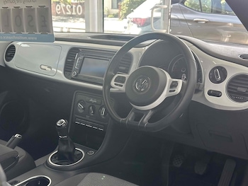 Used Volkswagen Beetle 2014 for sale - 75516487: Photo