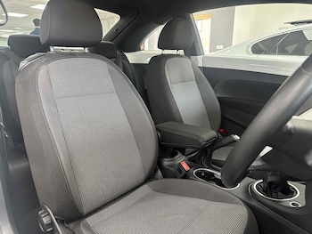 Used Volkswagen Beetle 2014 for sale - 75516487: Photo