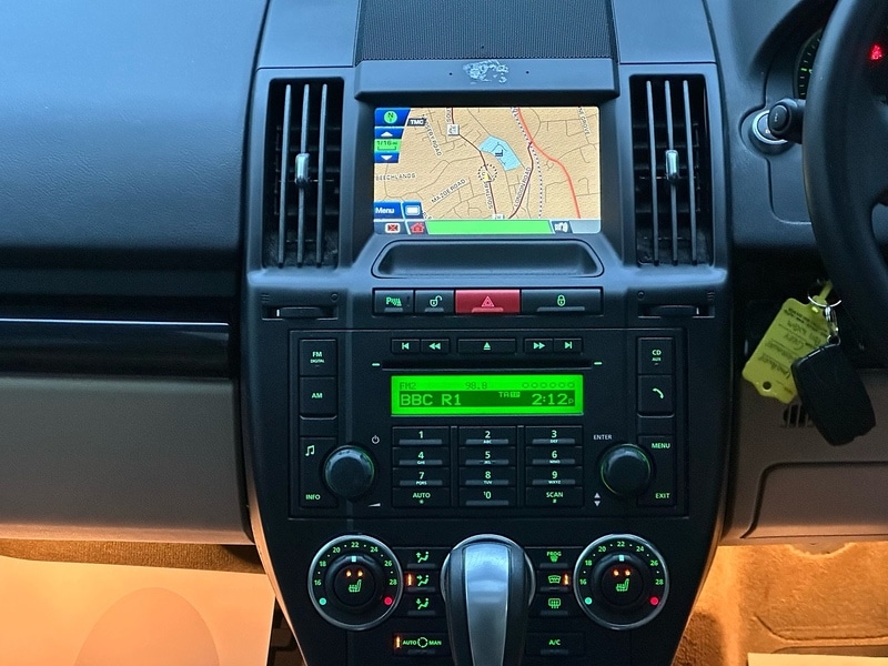 Used Land Rover Freelander 2 2011 for sale - 77379241: Photo 24