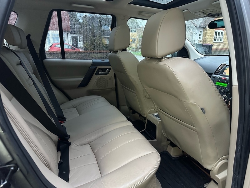 Used Land Rover Freelander 2 2011 for sale - 77379241: Photo 32