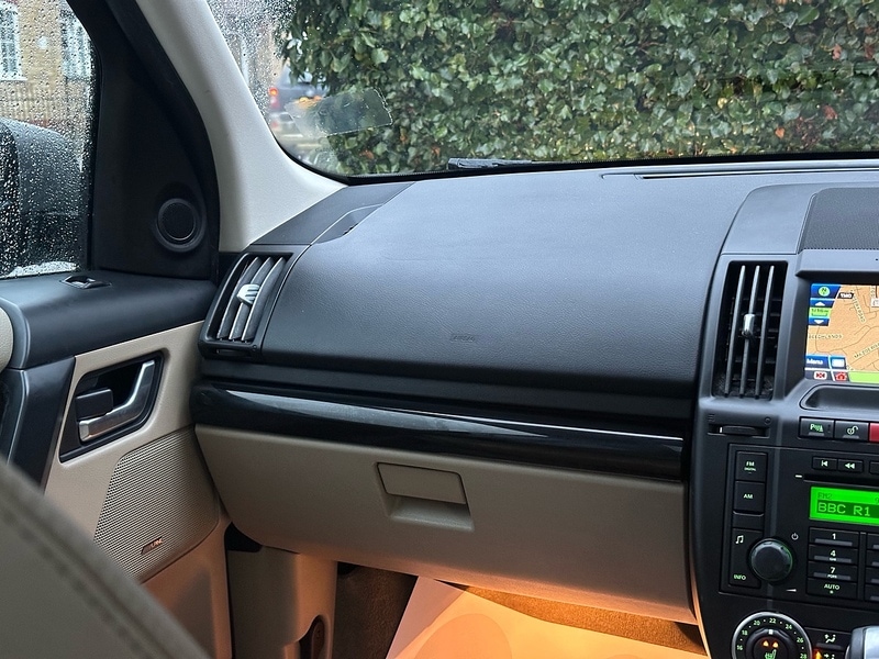 Used Land Rover Freelander 2 2011 for sale - 77379241: Photo 36