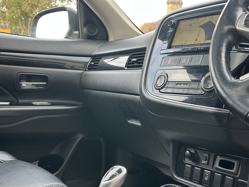 Used Mitsubishi Outlander 2016 for sale - 76323796: Photo 18