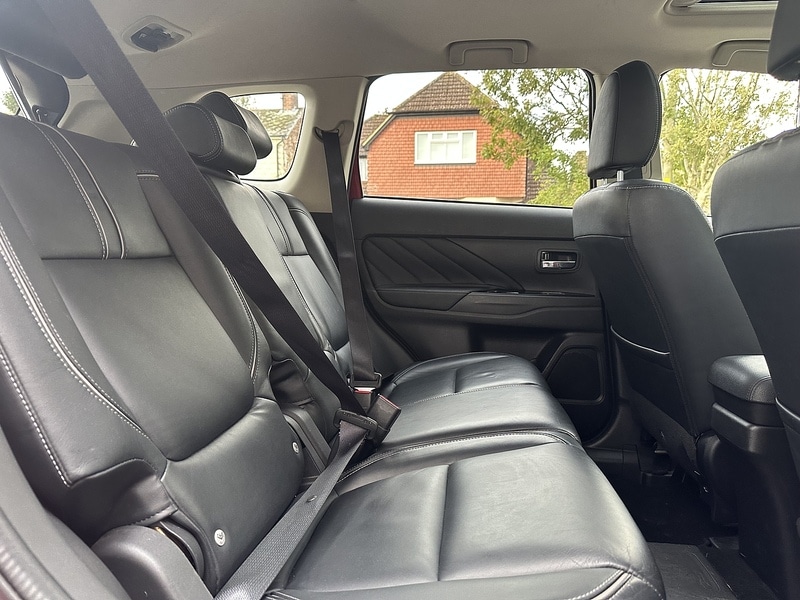 Used Mitsubishi Outlander 2016 for sale - 76323796: Photo 43