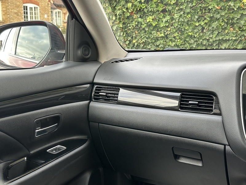 Used Mitsubishi Outlander 2016 for sale - 76323796: Photo 53