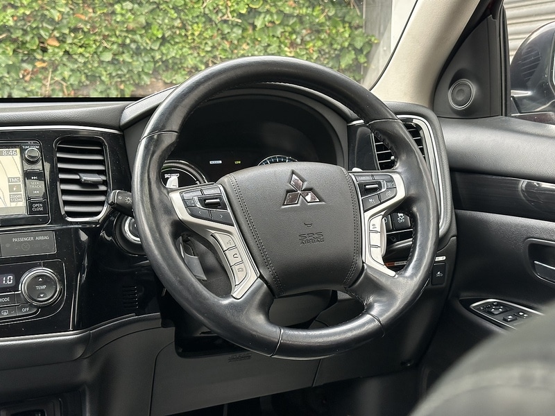 Used Mitsubishi Outlander 2016 for sale - 76323796: Photo 54