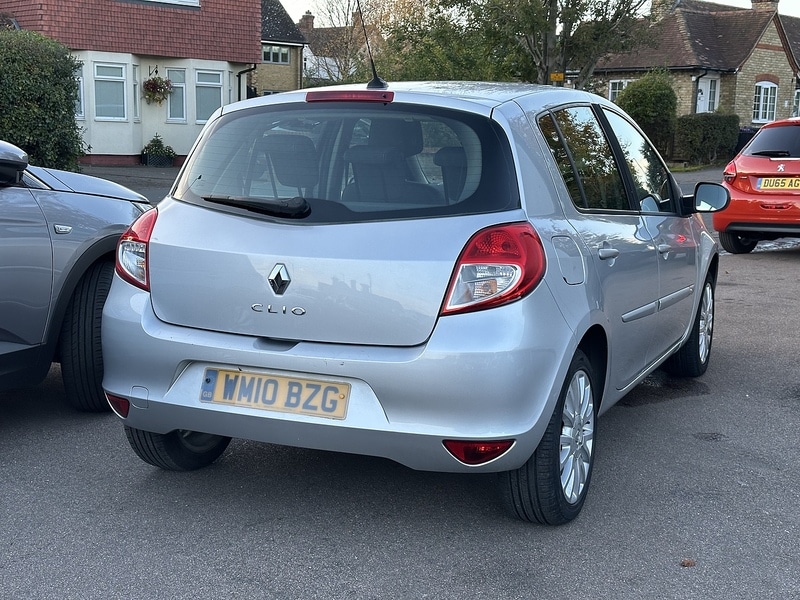 Used Renault Clio 2010 for sale - 76383153: Photo 3