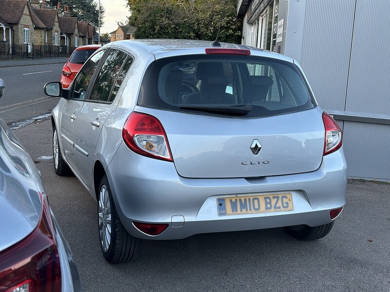 Used Renault Clio 2010 for sale - 76383153: Photo 4