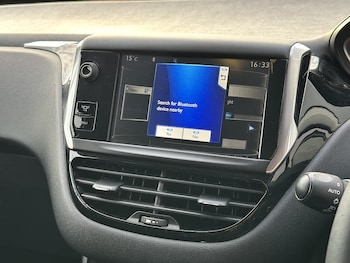 Used Peugeot 208 2014 for sale - 76418030: Photo