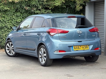 Used Hyundai i20 2017 for sale - 79222247: Photo