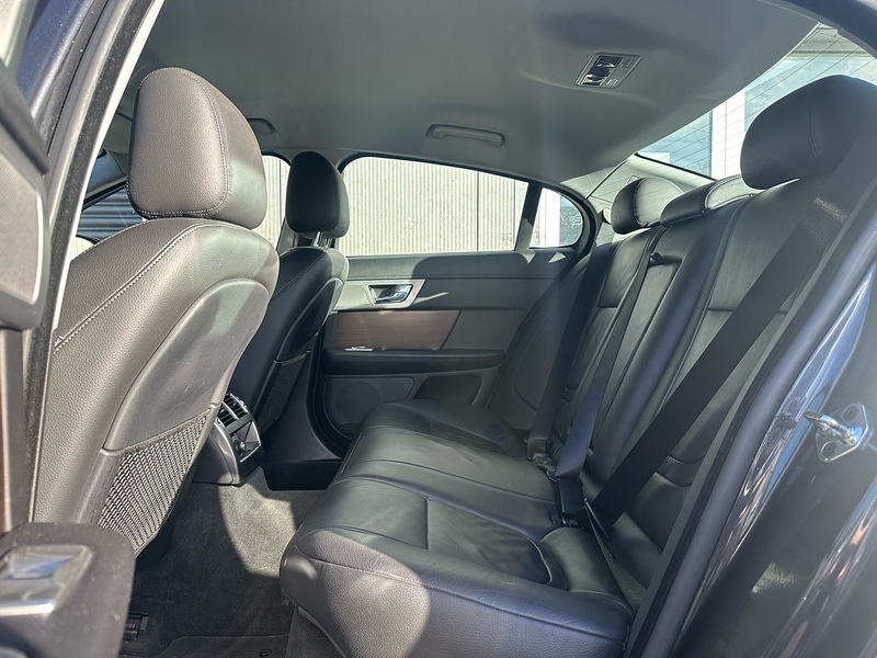 Used Jaguar XF 2014 for sale - 76643043: Photo 25