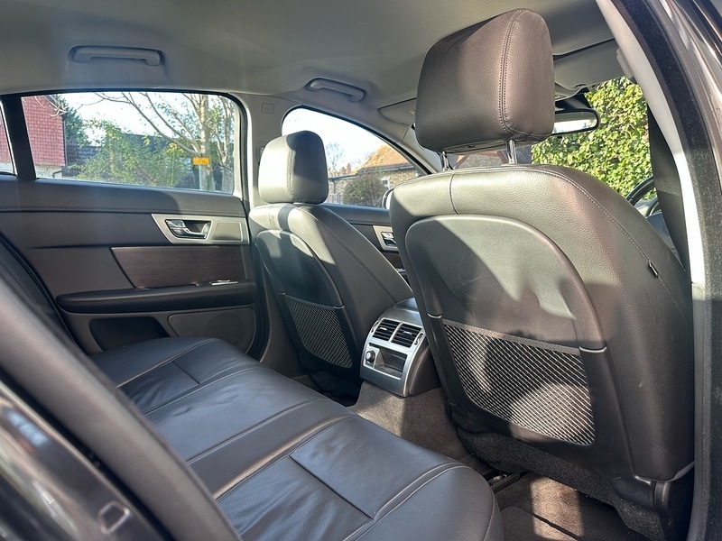 Used Jaguar XF 2014 for sale - 76643043: Photo 27