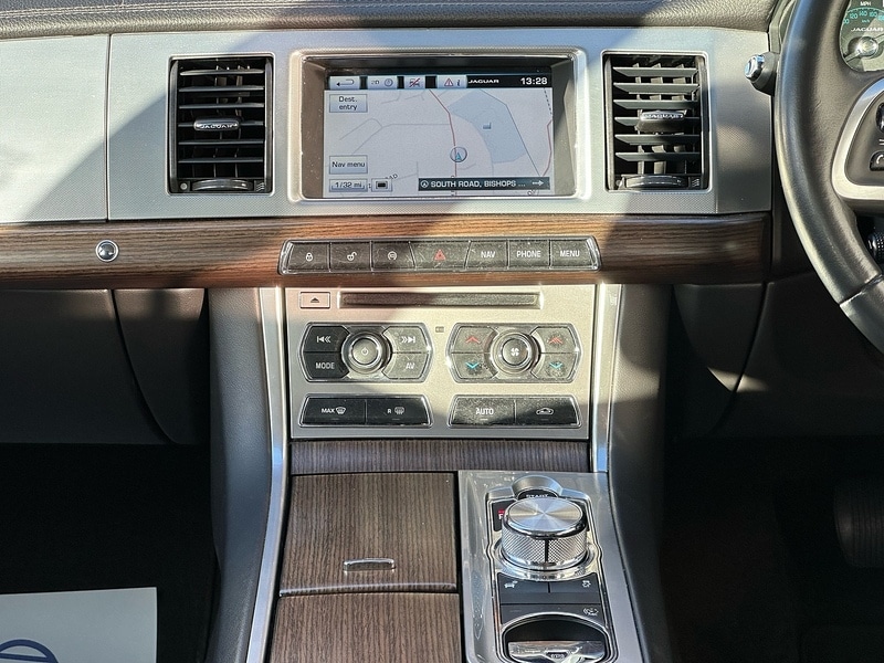 Used Jaguar XF 2014 for sale - 76643043: Photo 30