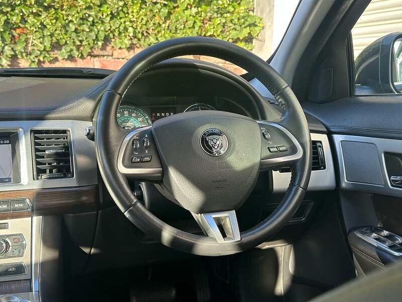 Used Jaguar XF 2014 for sale - 76643043: Photo 54