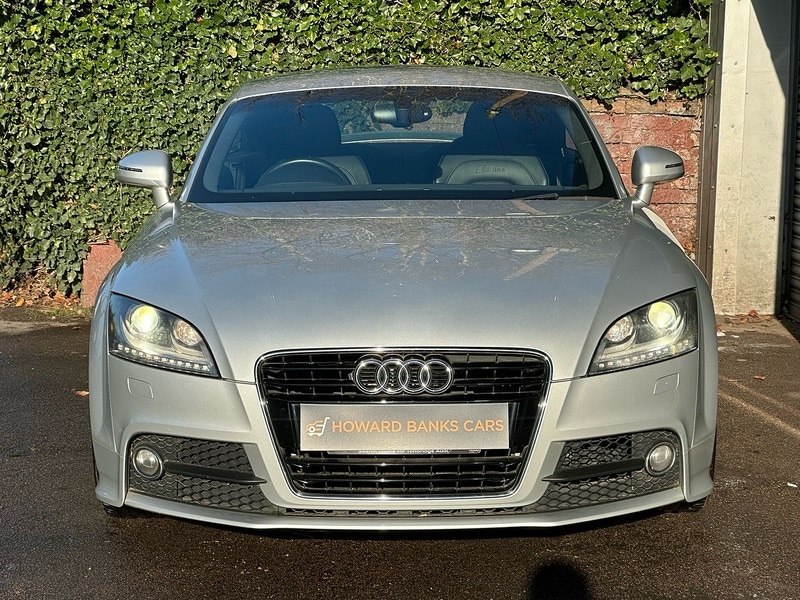 Used Audi TT 2012 for sale - 76637195: Photo 2