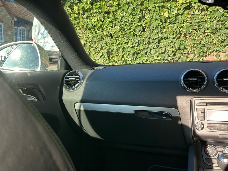 Used Audi TT 2012 for sale - 76637195: Photo 28