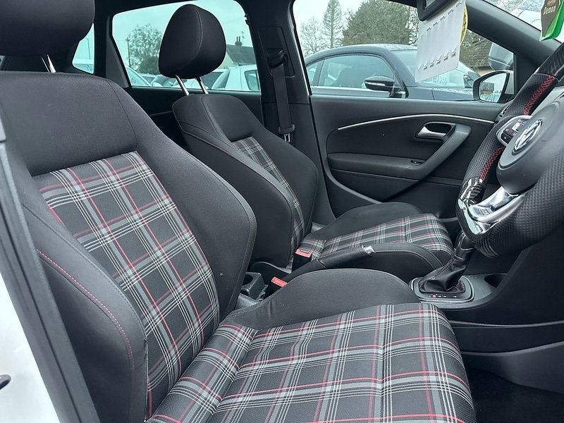 Used Volkswagen Polo 2015 for sale - 77027558: Photo 4