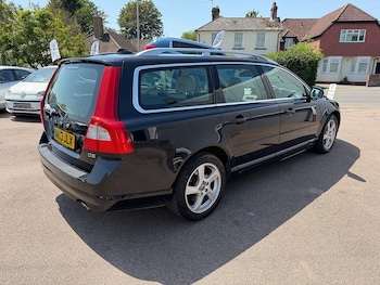 Used Volvo V70 2013 for sale - 78859425: Photo