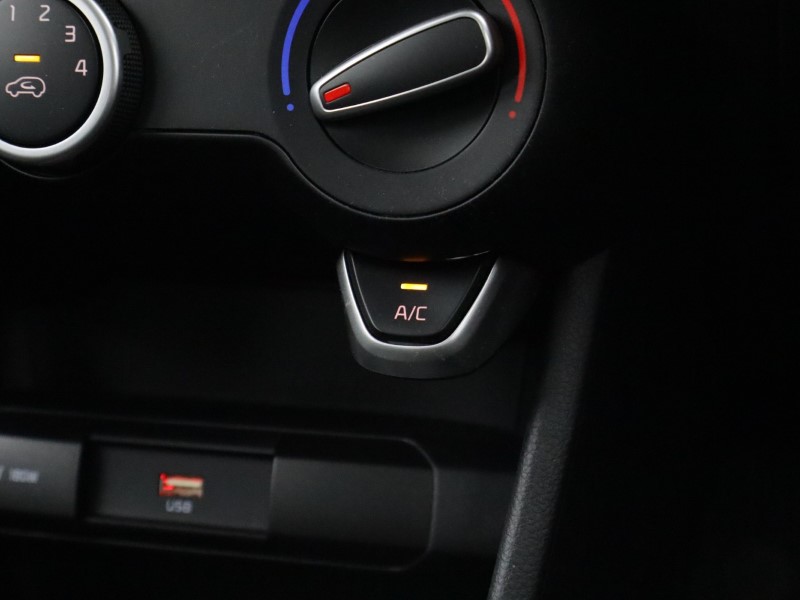 Used Kia Picanto 2023 for sale - 77950811: Photo 32