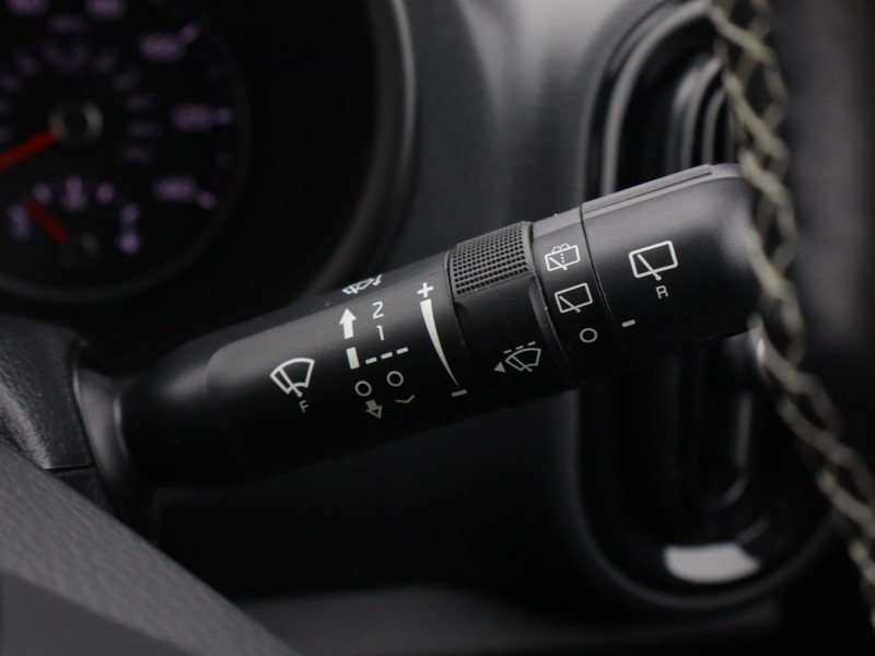 Used Kia Picanto 2023 for sale - 77950811: Photo 37