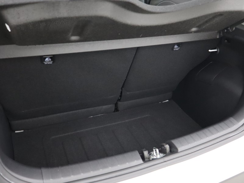 Used Kia Picanto 2023 for sale - 77950811: Photo 38