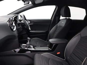 Used Kia Ceed 2025 for sale - 78344072: Photo